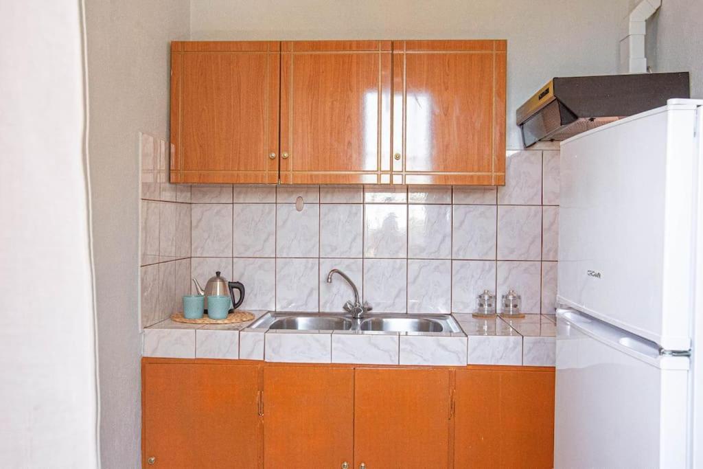 Blue Maraci 2 - Sea View, Kitchen, Beach Access Apartment Himare Exterior foto