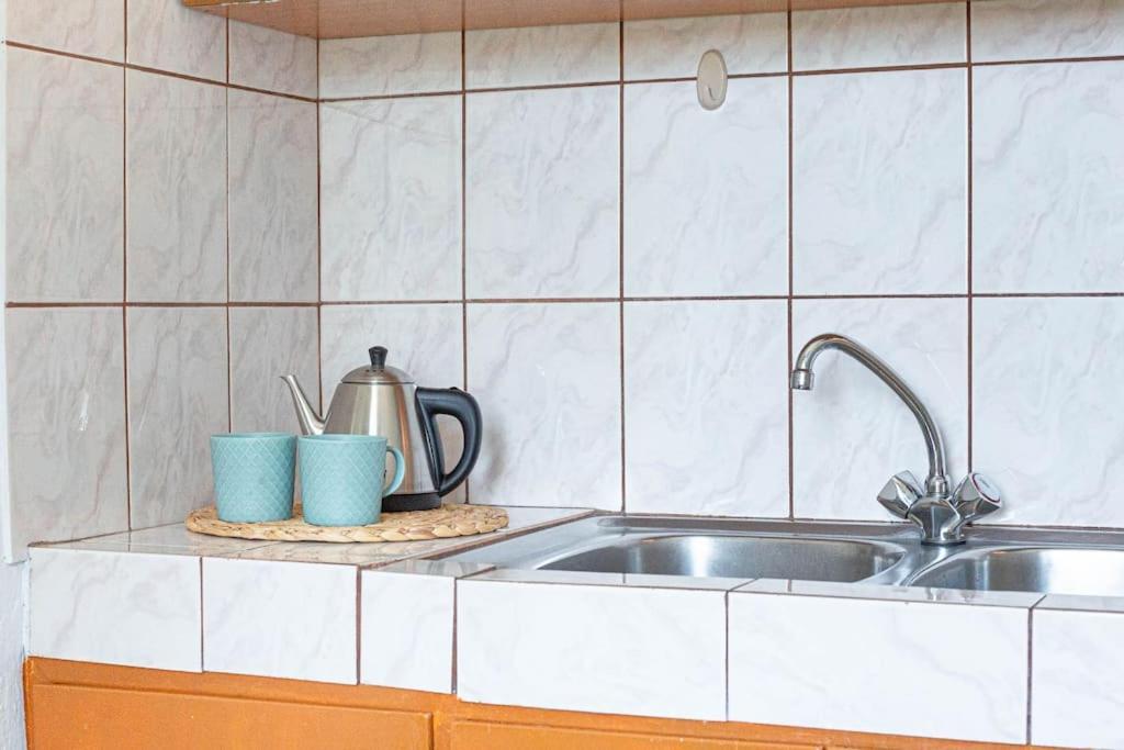 Blue Maraci 2 - Sea View, Kitchen, Beach Access Apartment Himare Exterior foto