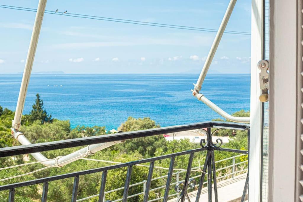 Blue Maraci 2 - Sea View, Kitchen, Beach Access Apartment Himare Exterior foto